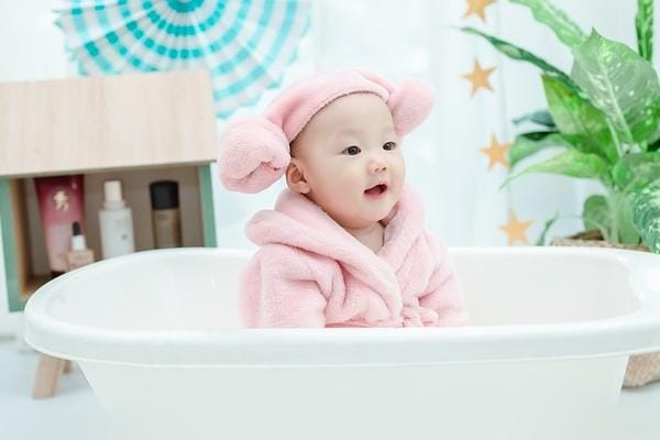 大数据与人工智能在孕期监控中的作用