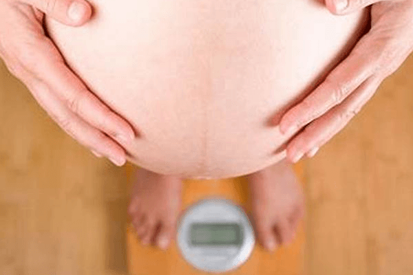 代孕机构如何科学管理孕母体重